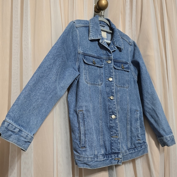 Oversized Denim Jacket - Picture 3 of 11